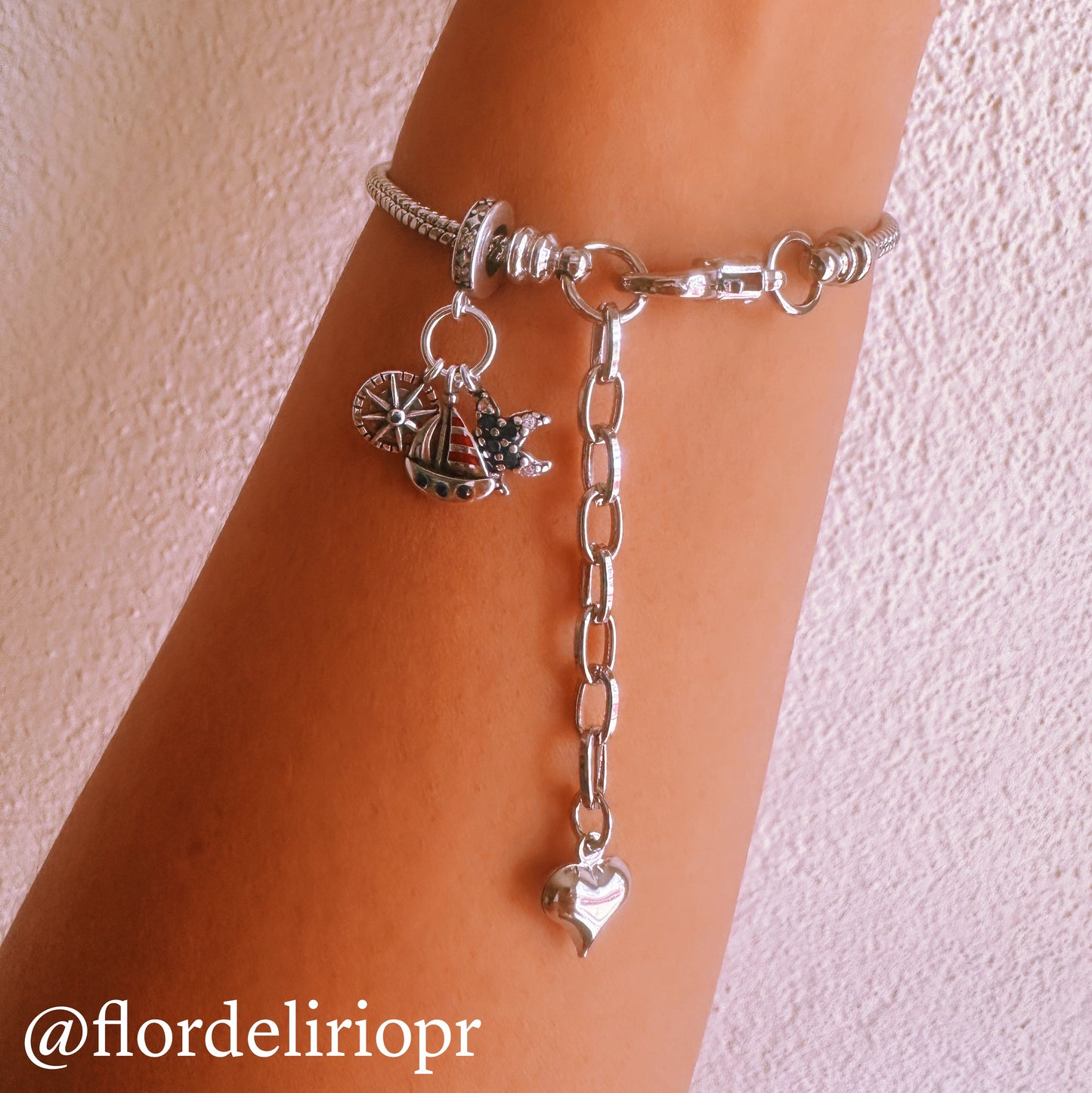 Barquito bracelet