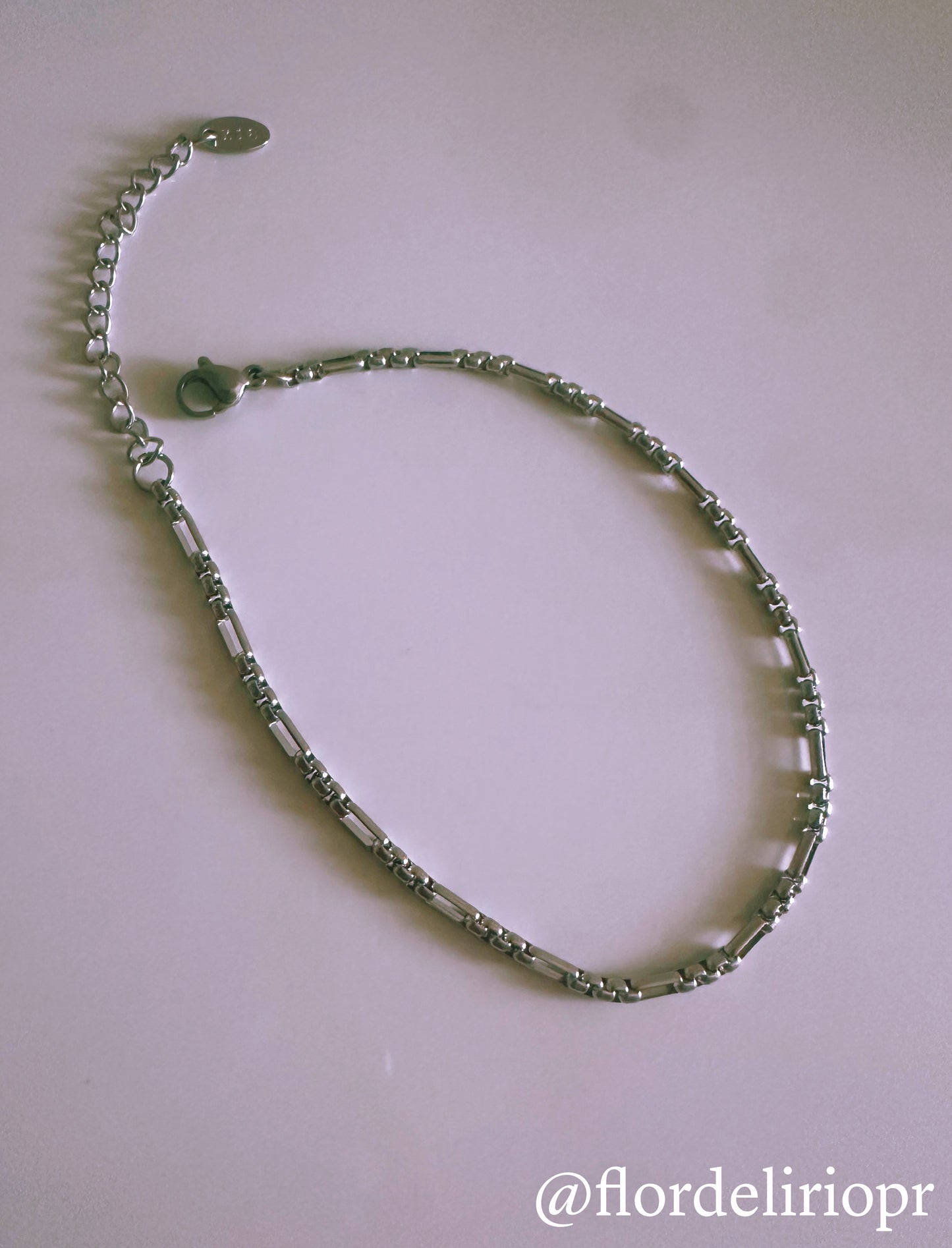 Linked anklet