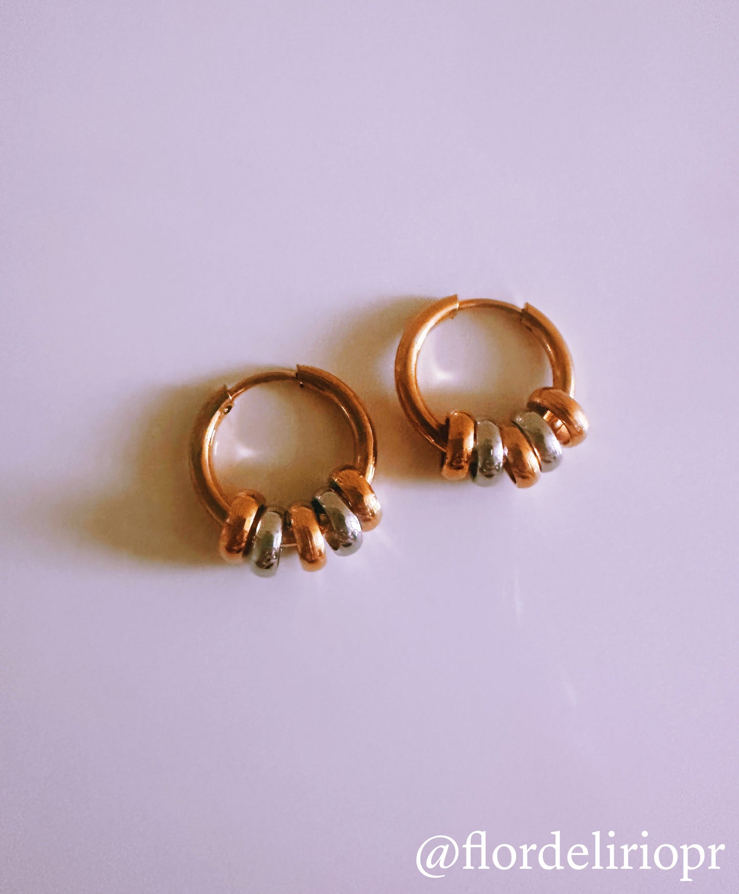 Two tones mini rings earrings