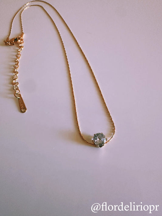 Delicate zircon necklace