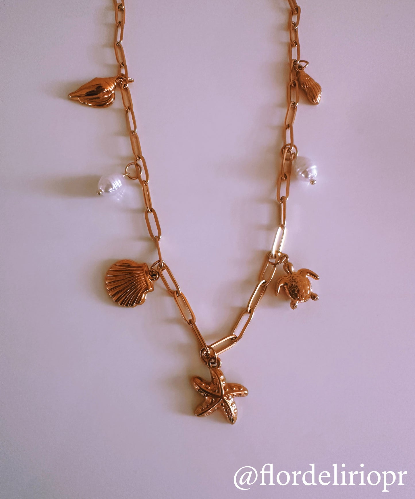 Playita necklace