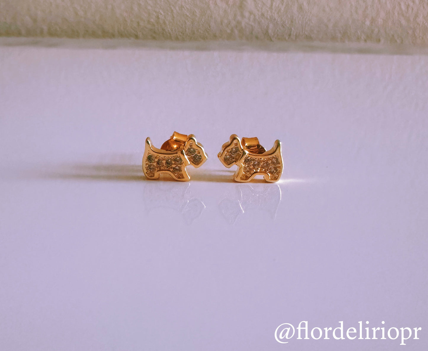 Puppy zircons earrings