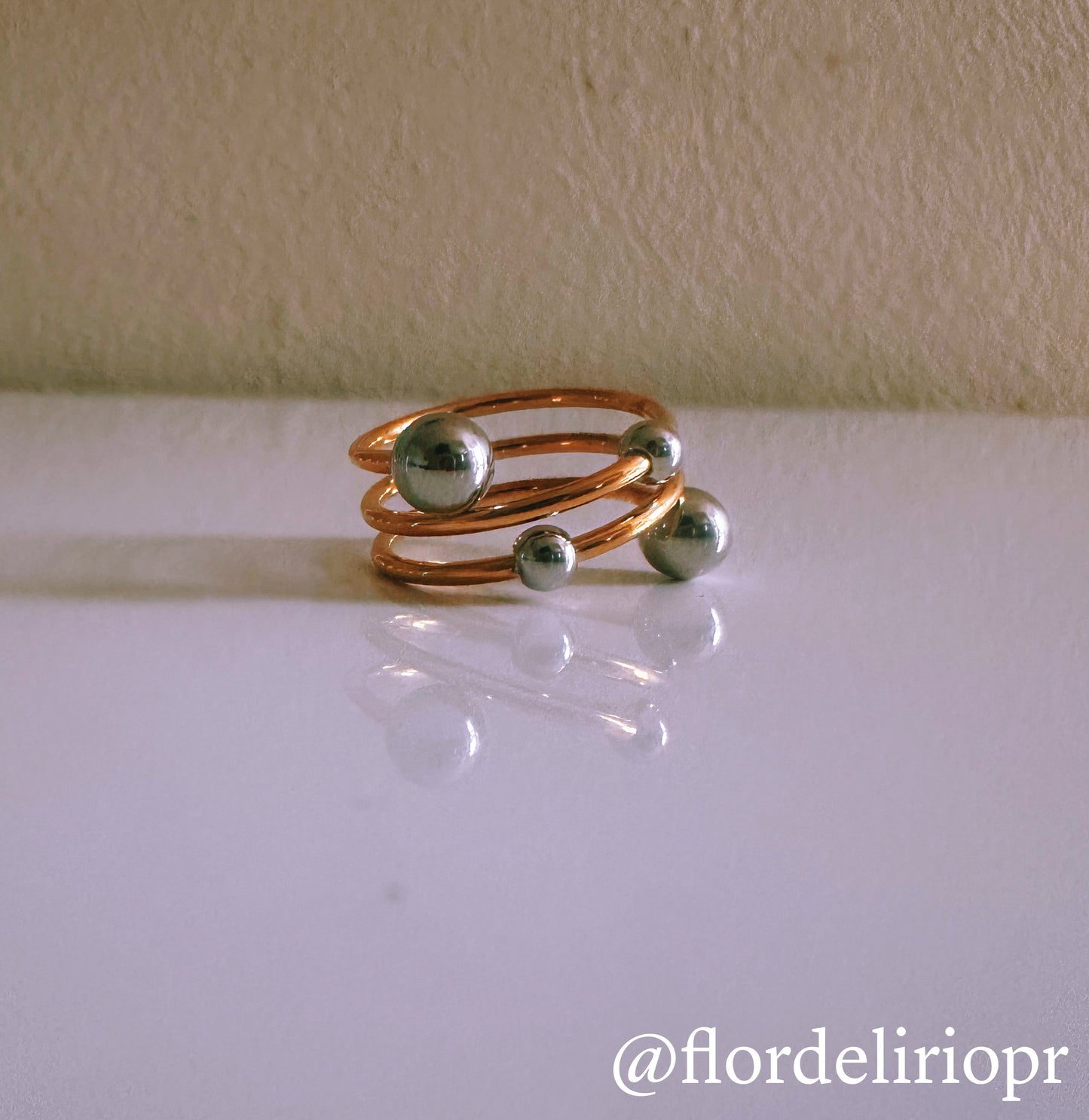 Universo ring