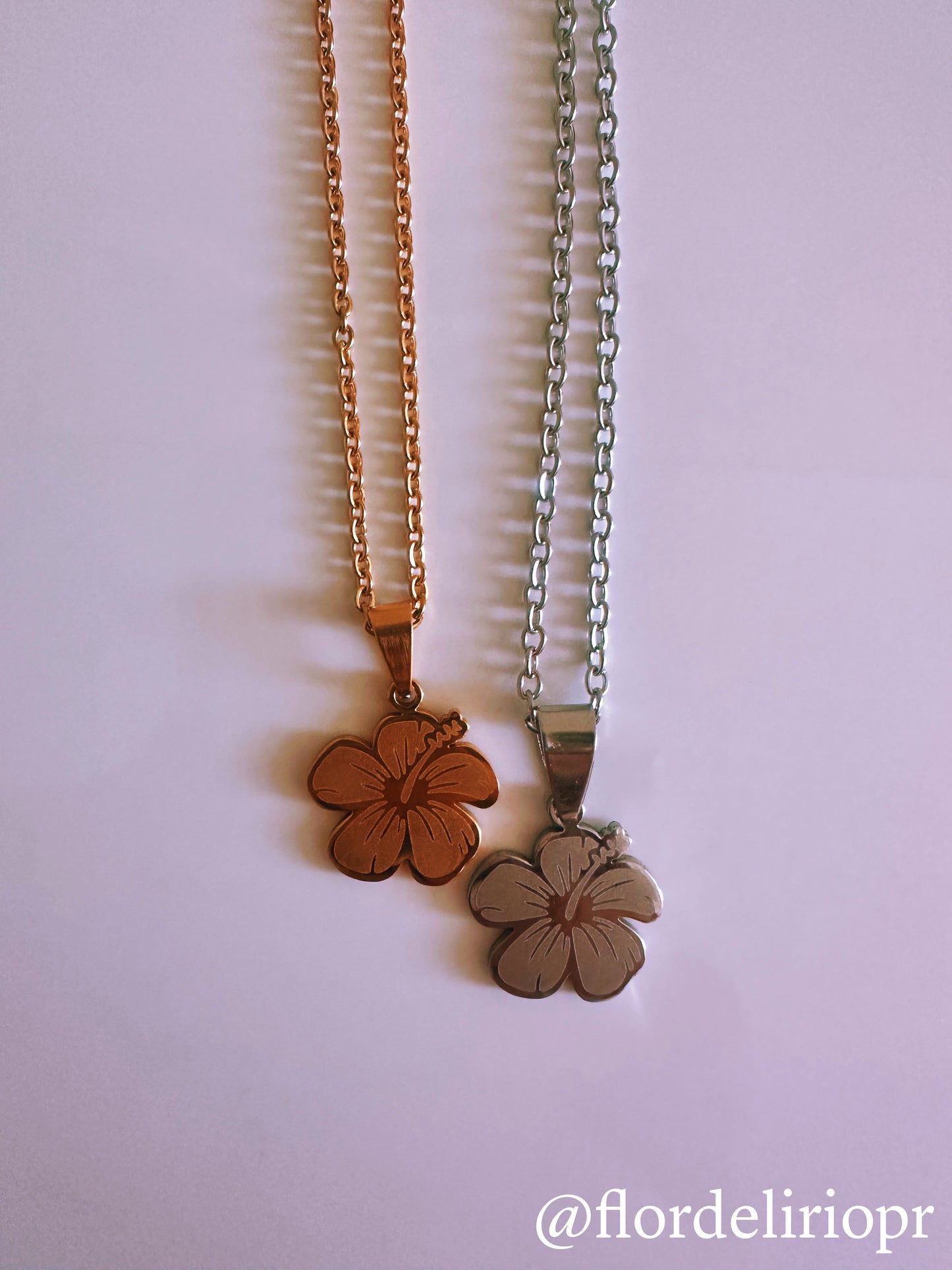 Flor de Maga necklace