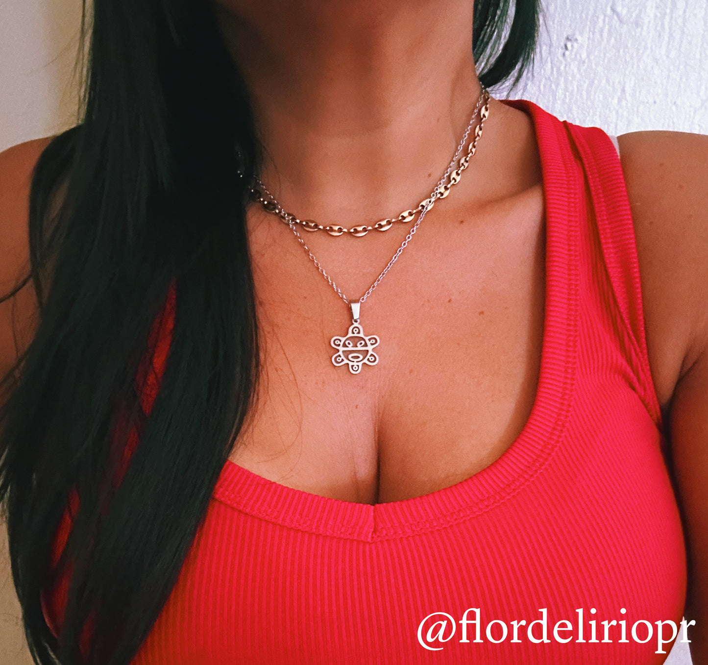 Sol taíno necklace