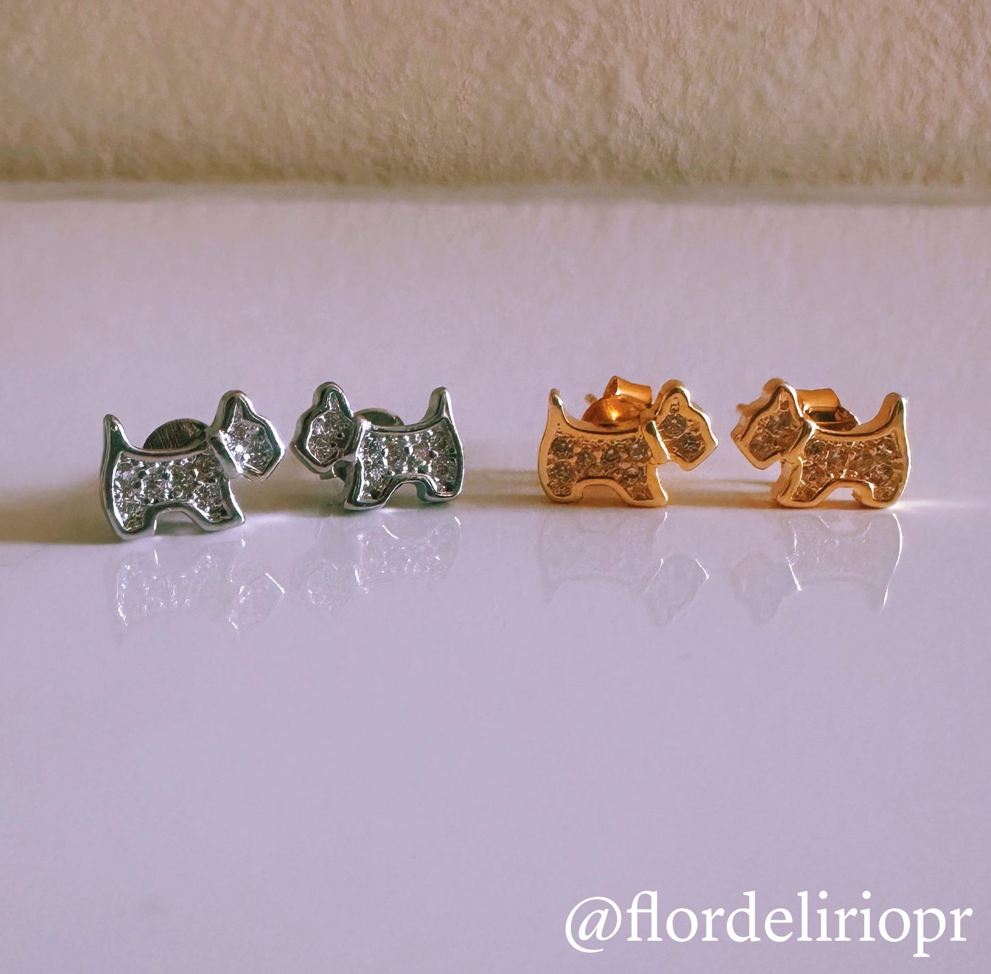 Puppy zircons earrings