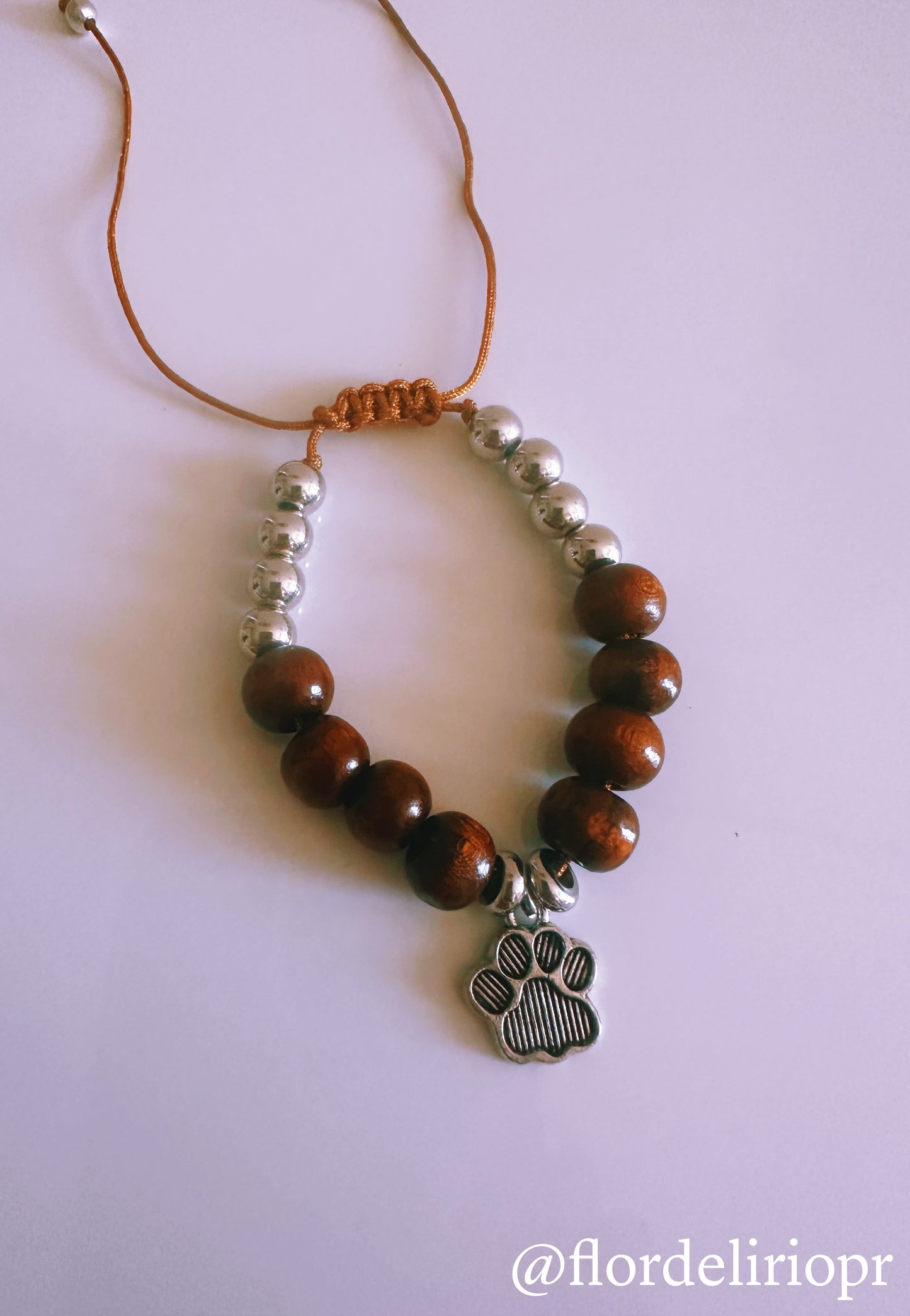Vintage paw macrame bracelet