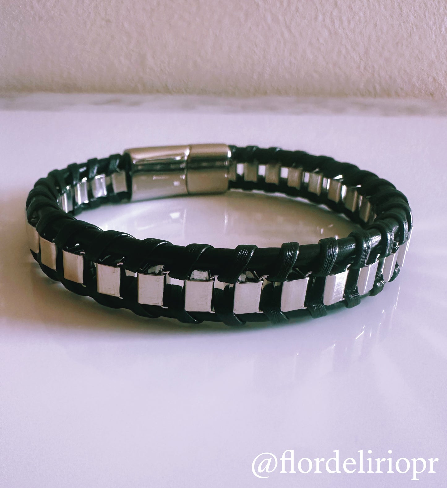 Men’s cord bangle