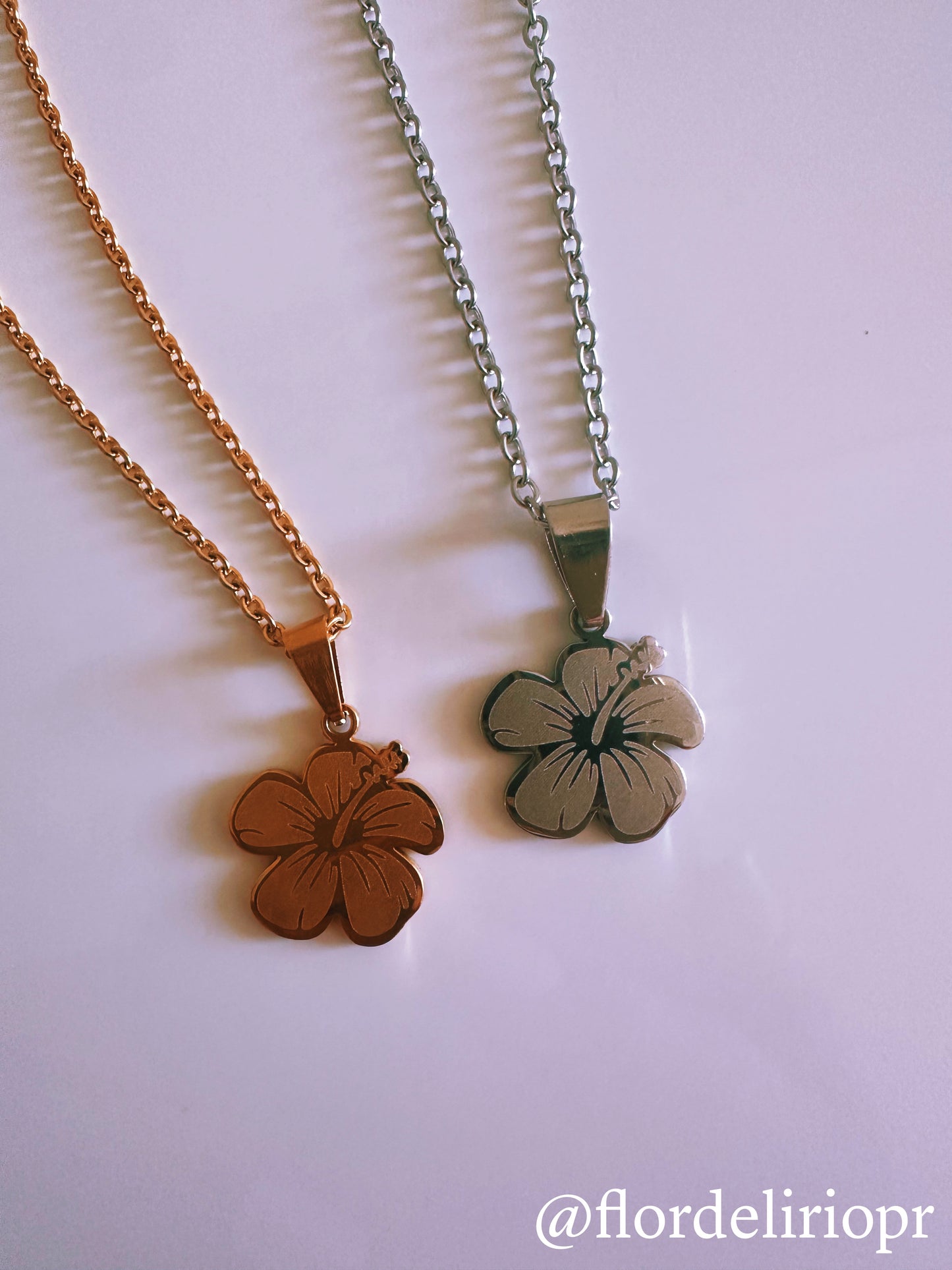 Flor de Maga necklace