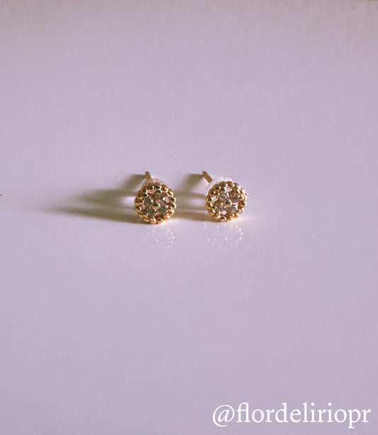 Mini flower studs